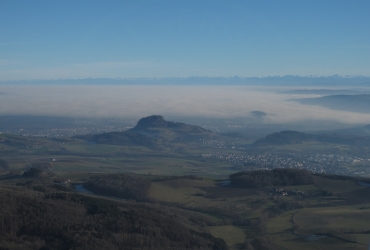 HohentwielBodenseeNebel